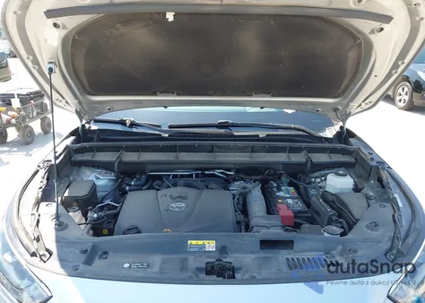 2021 Toyota Highlander Xle z USA, uszkodzony, nr VIN 5TDGZRAH8MS527199